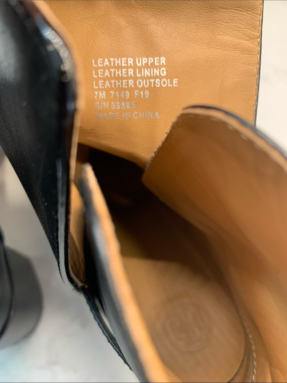 Tory Burch Leather Ankle Boots with Gold Accent Size 7 - Picture 7 of 9
